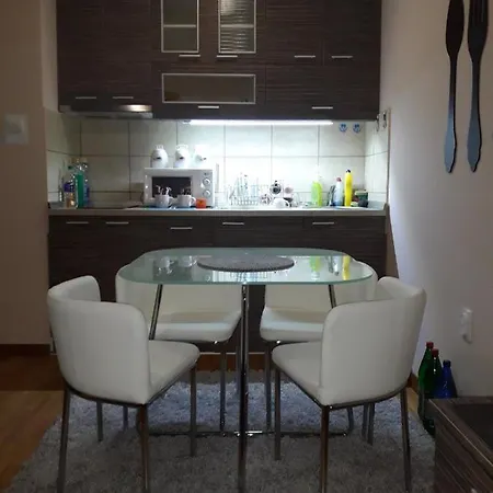 Jovanovic Apartment *